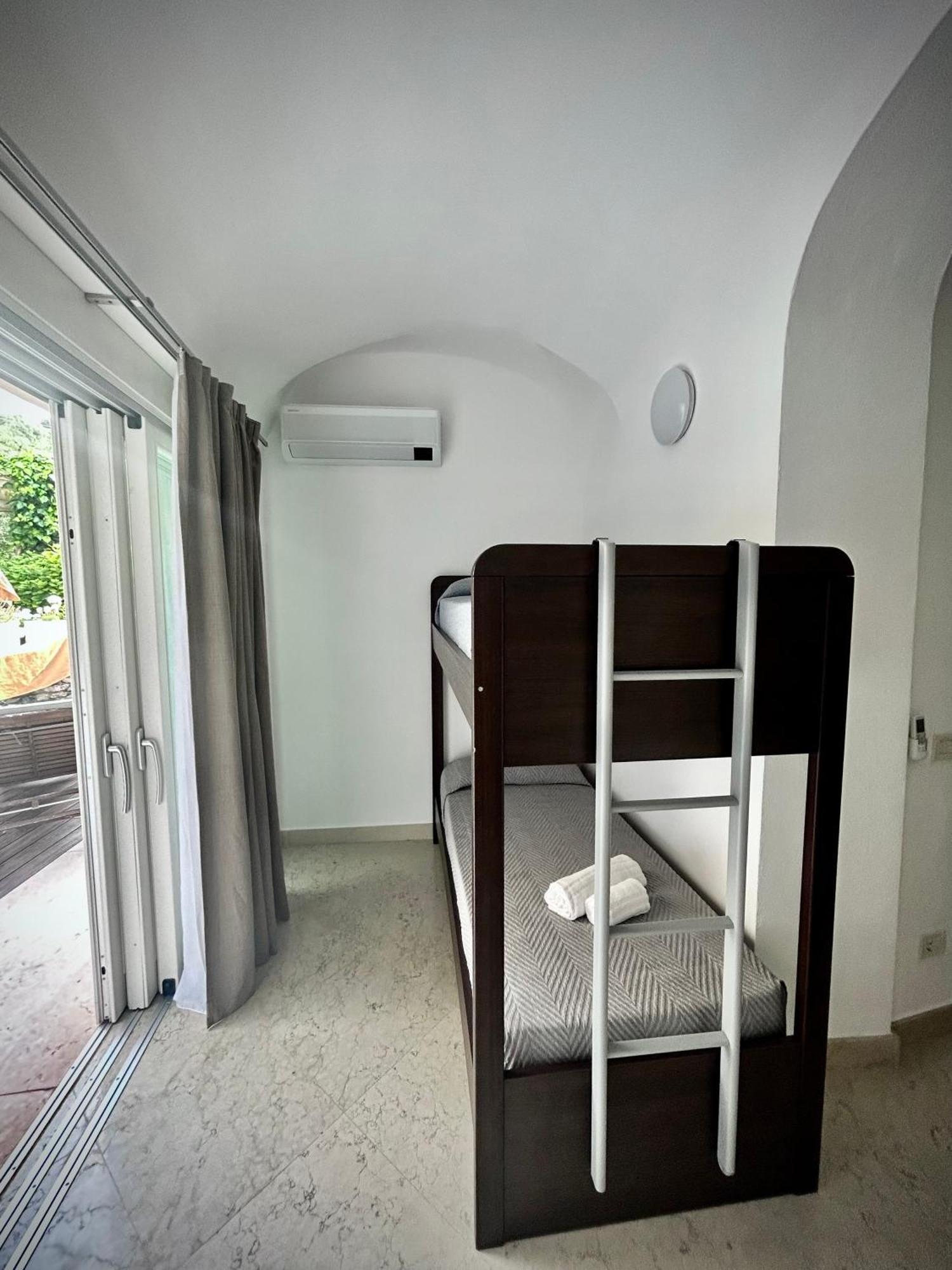 Villa Borgo Borago Brenzone sul Garda Room photo