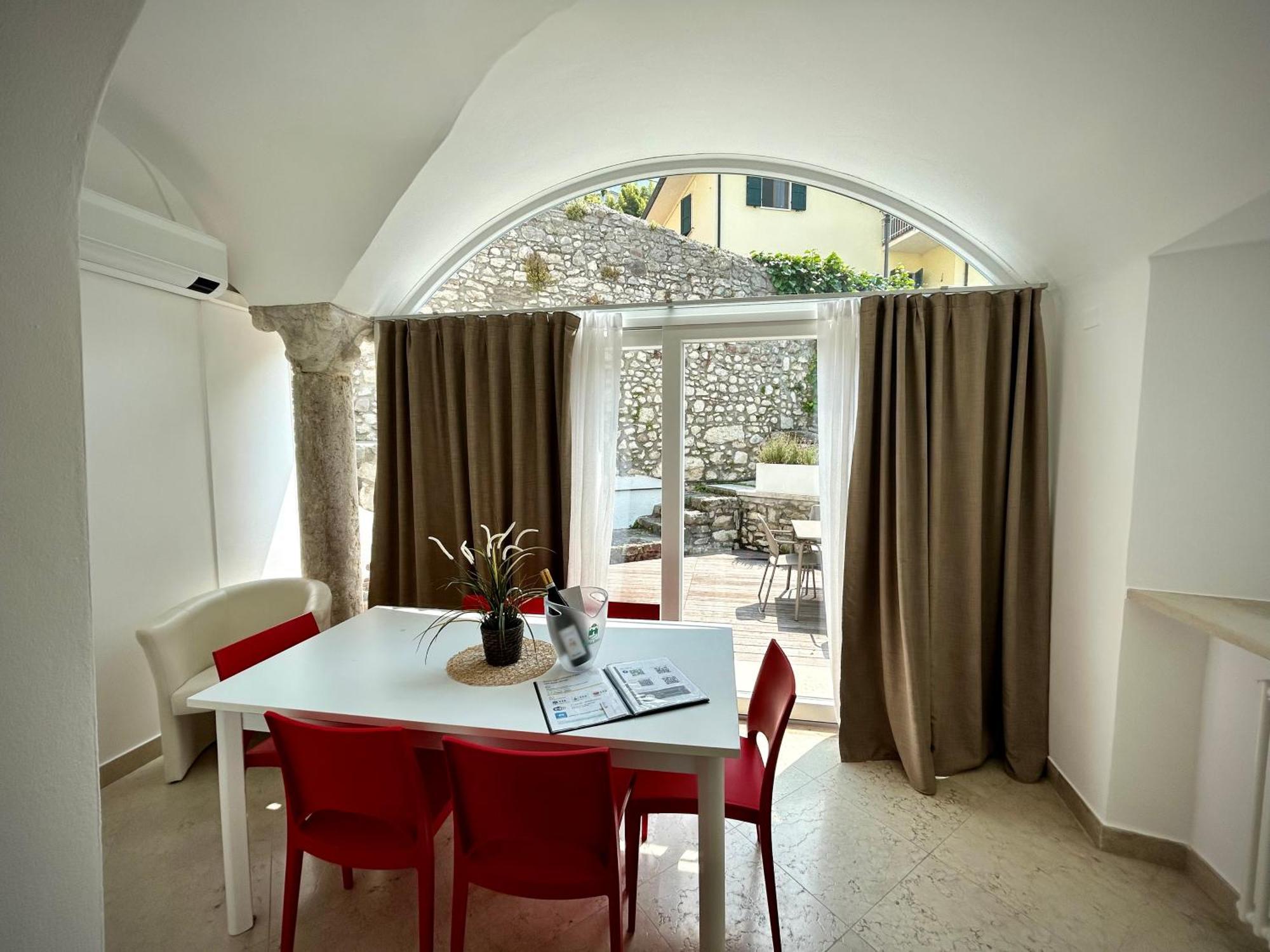 Villa Borgo Borago Brenzone sul Garda Room photo